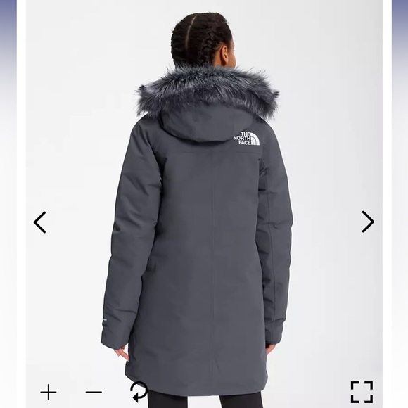 The North Face Jackets & Coats The North Face Nwt With Flaw Womens